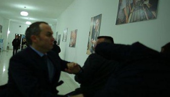 Шуфрич вмазал министру МВД Луценко в лицо