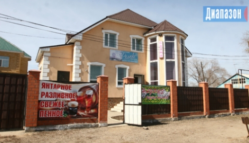 Секс скрытая камера в лифте