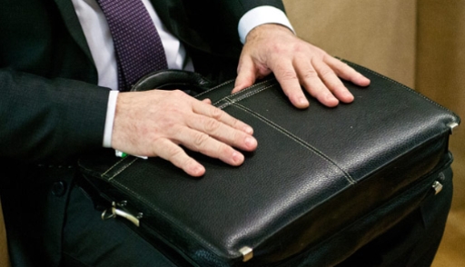 Губернаторов обяжут проверять декларации мэров