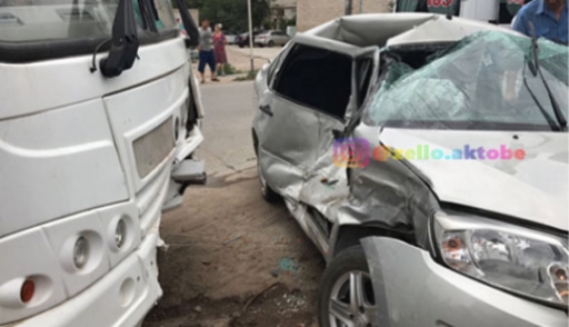 В Актобе по вине женщины-водителя пострадали трое детей